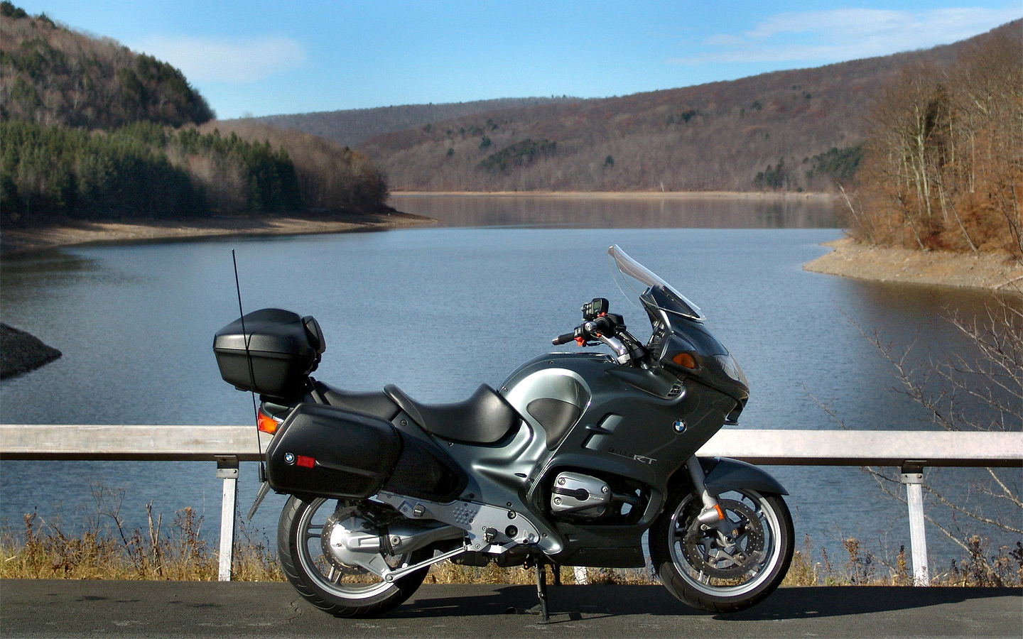 2004 BMW R1150RT titanium grey image